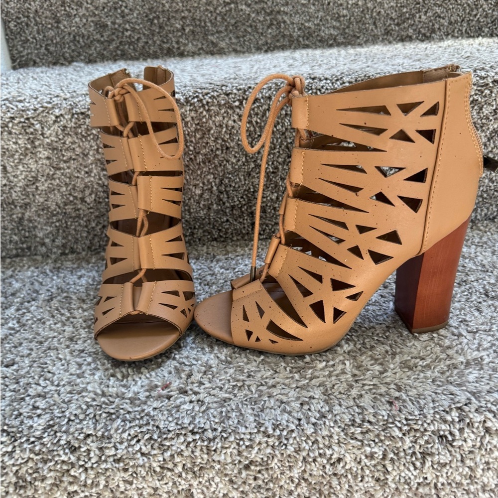 Women's Tan Cutout Heeled Sandals